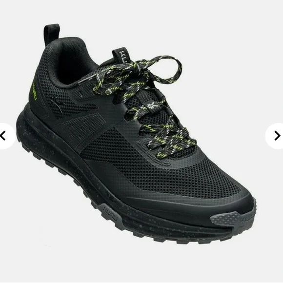 KURU ATOM Trail Shoes - Black and Green